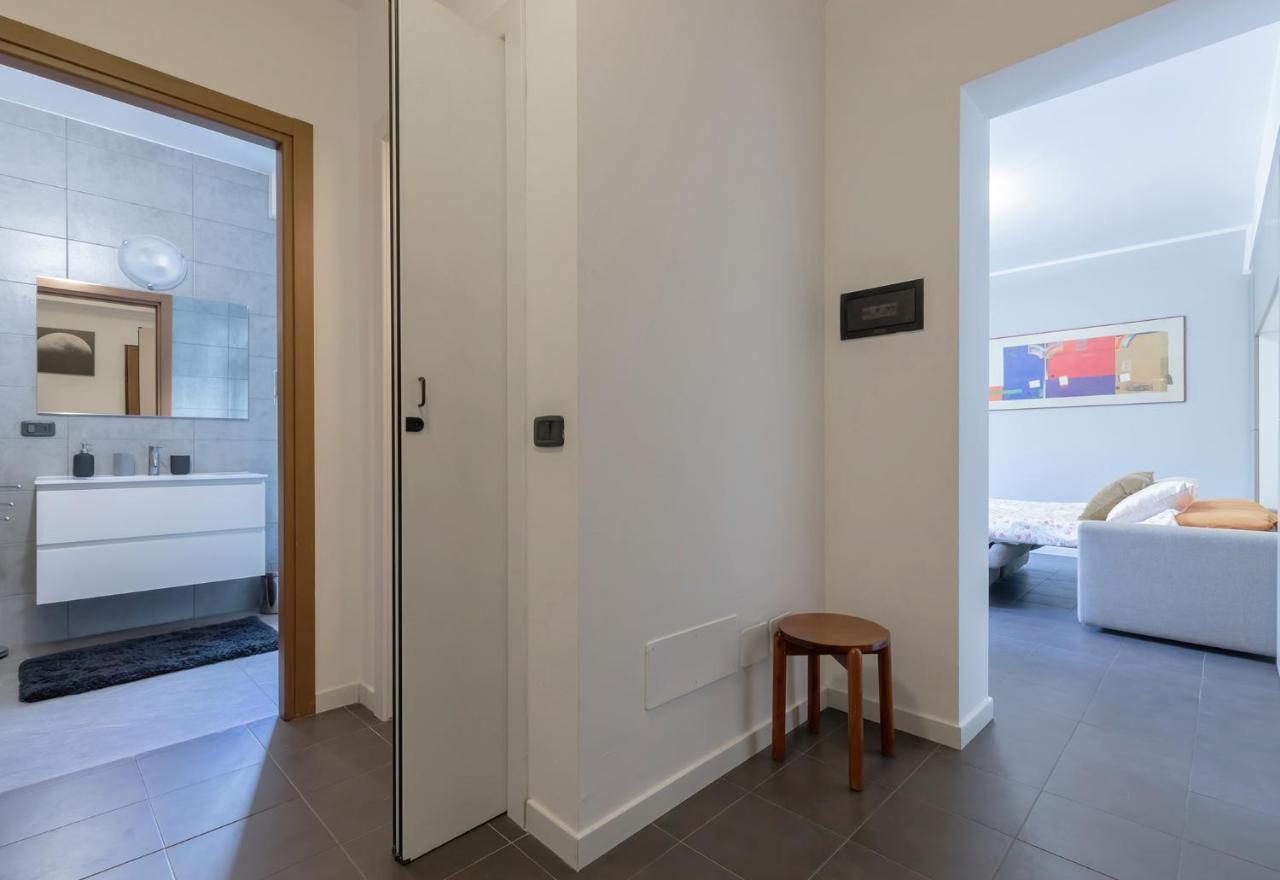 20Mins From Duomo - Renovated Apt Near City Center Lägenhet Milano Exteriör bild